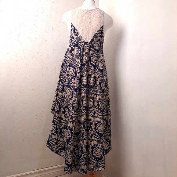 Umgee | Cream & navy blue patterned short front long back dress - Picture 8 of 14